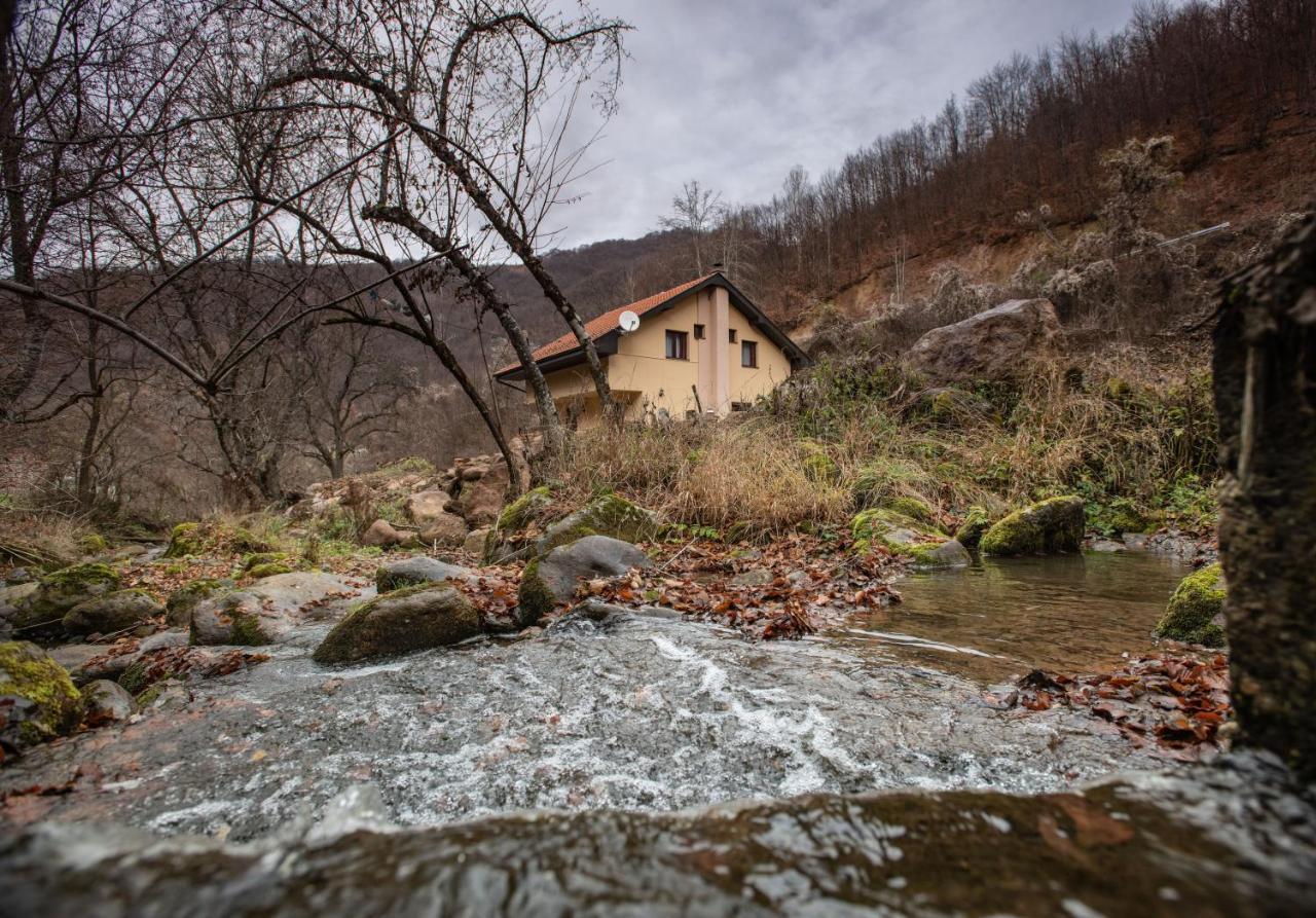 Vila Nada Crni Vrh Esterno foto
